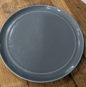 Aaron Probyn Hue Gray Dinner Plate